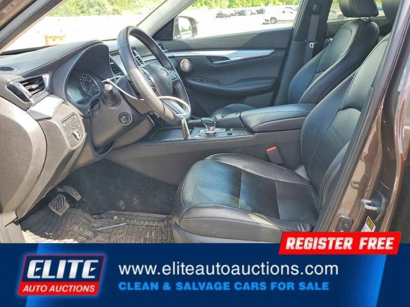 2019 Infiniti QX50 Essential