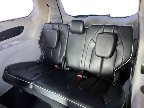 2022 Chrysler Pacifica Hybrid Limited