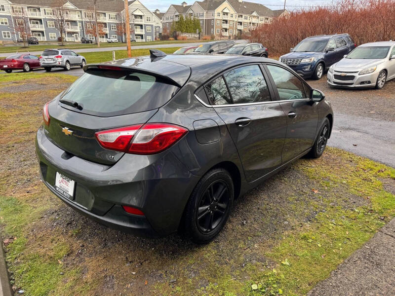 2017 Chevrolet Cruze LT Auto