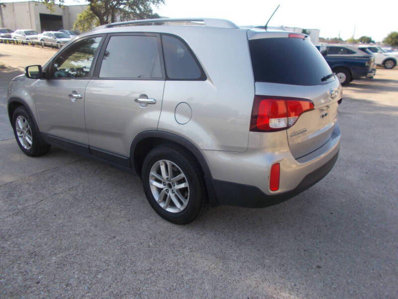 2015 Kia Sorento LX