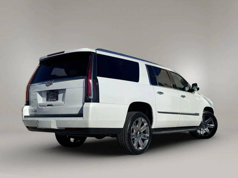 2019 Cadillac Escalade ESV Luxury