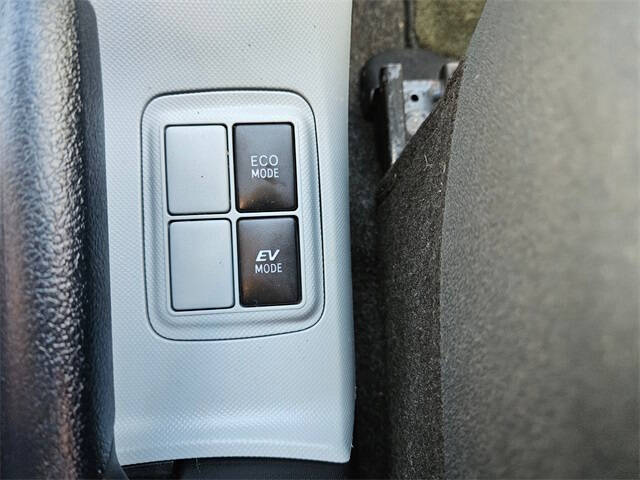 2014 Toyota Prius c Four