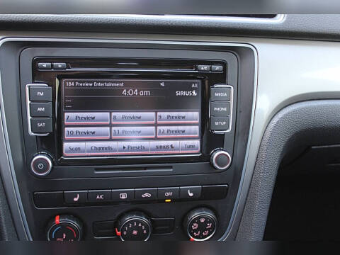 2015 Volkswagen Passat 1.8T Wolfsburg Edition