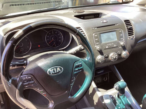 2016 Kia Forte5 EX