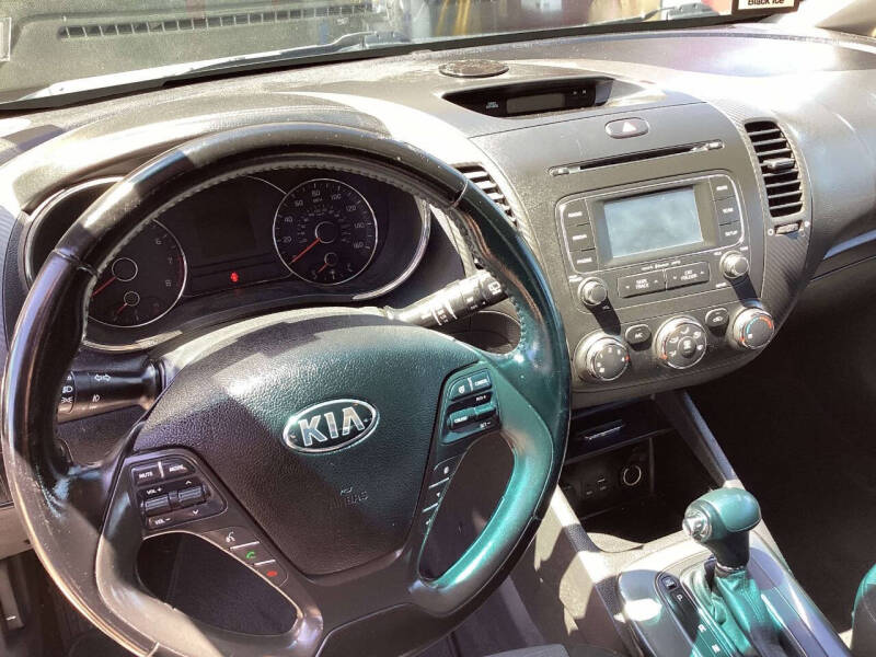 2016 Kia Forte5 EX