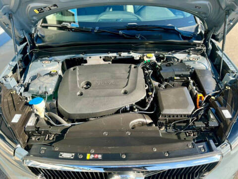 2023 Volvo XC40 B5 Core