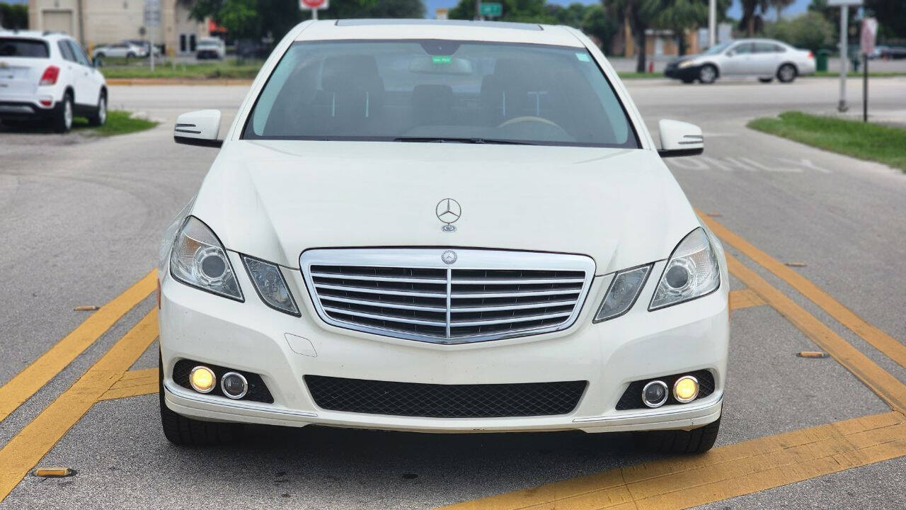 2010 MERCEDES-BENZ E-Class Sedan - $7,999