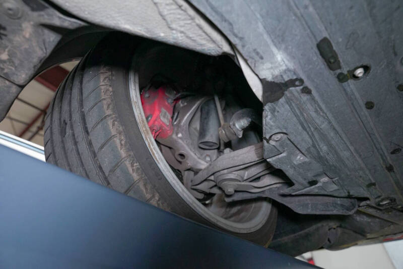 2012 Porsche Cayman R