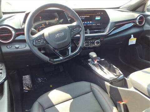 2025 Chevrolet Trax RS