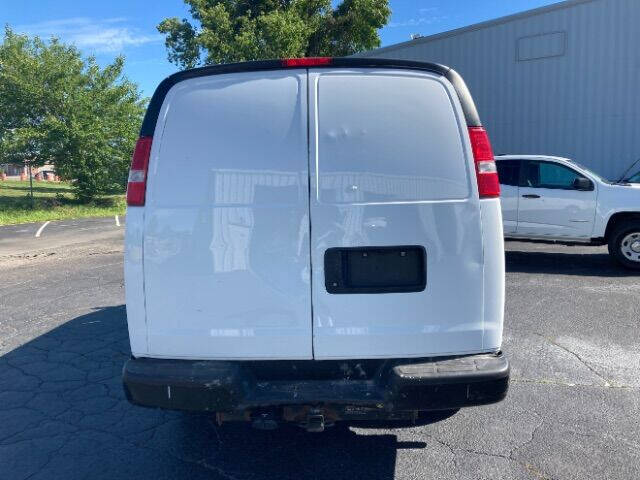 2017 Chevrolet Express 2500