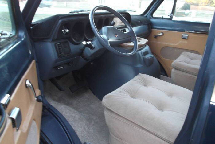 1989 Dodge Ram Van