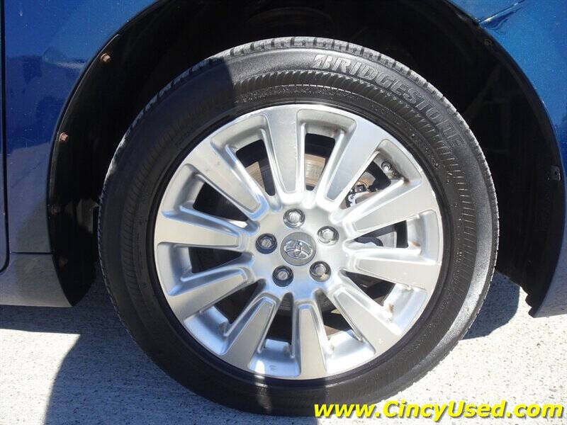 2012 Toyota Sienna XLE 7-Passenger