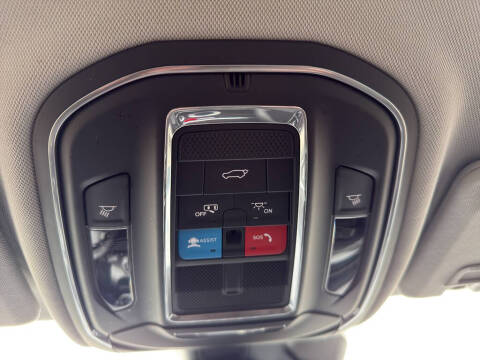 2022 Jeep Grand Cherokee L Altitude