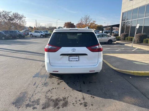 2020 Toyota Sienna L 7-Passenger