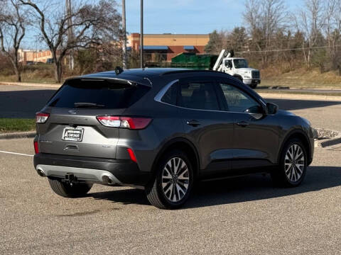 2022 Ford Escape Titanium