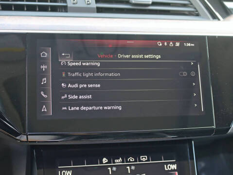 2019 Audi e-tron quattro Premium Plus