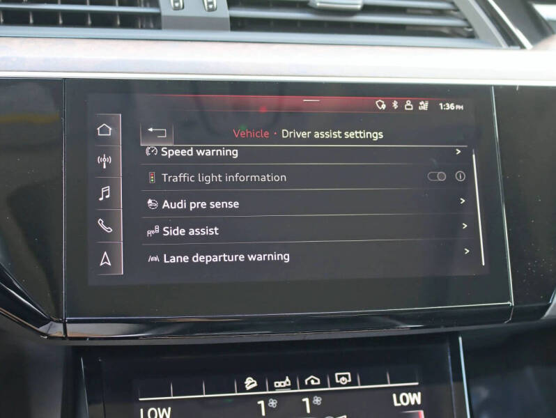 2019 Audi e-tron quattro Premium Plus