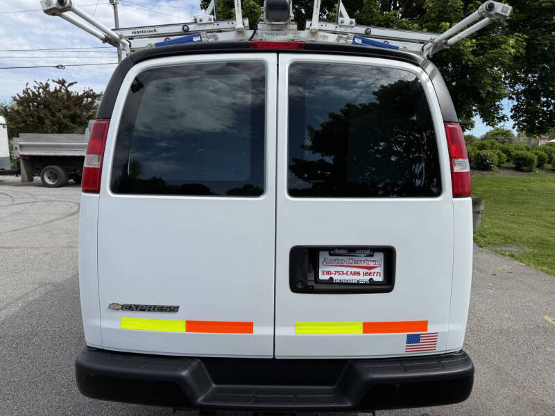 2017 Chevrolet Express 2500