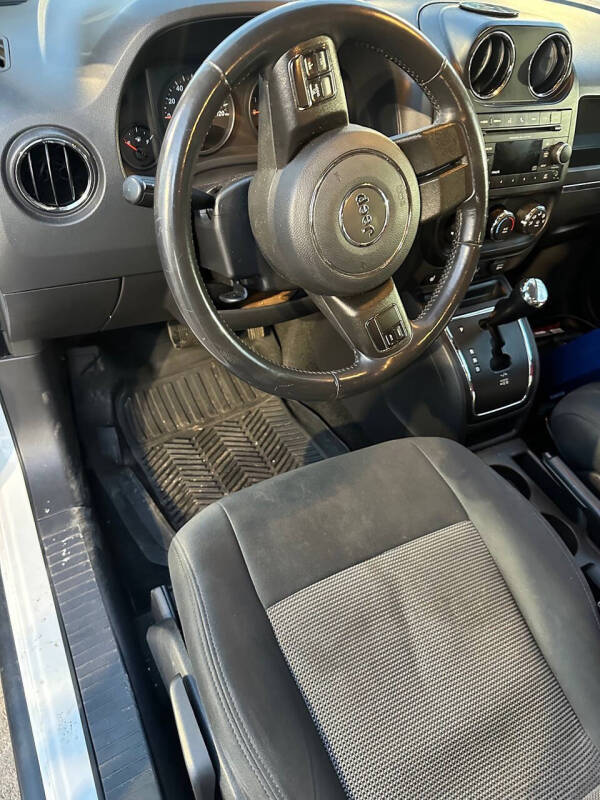 2012 Jeep Compass Latitude