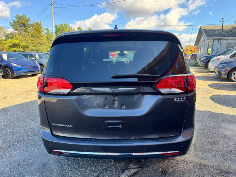 2019 Chrysler Pacifica Touring L