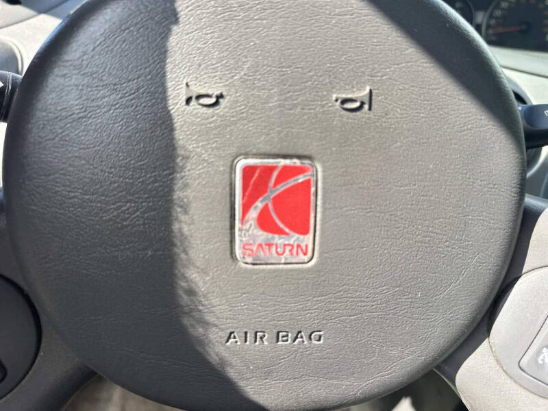 2004 Saturn Ion 2