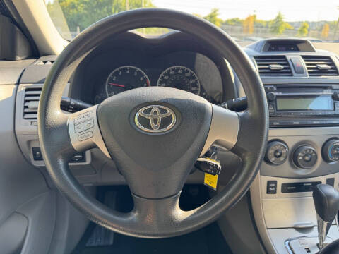 2012 Toyota Corolla LE