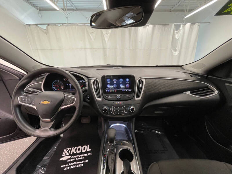 2025 Chevrolet Malibu LT