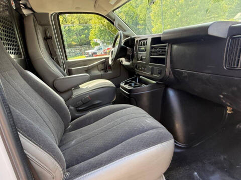 2019 GMC Savana 2500