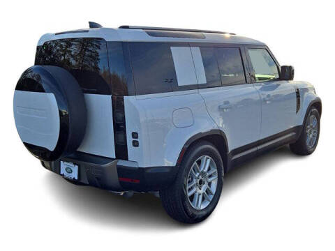 2026 Land Rover Defender 110 P300 S