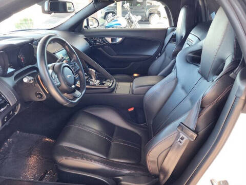 2015 Jaguar F-TYPE V8 S