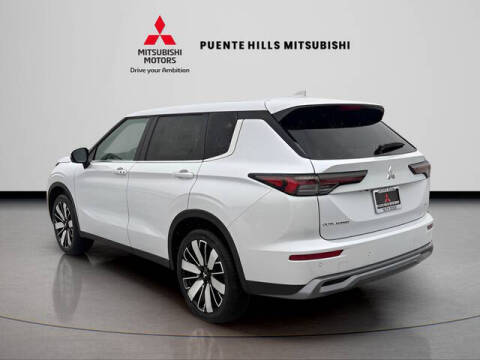 2026 Mitsubishi Outlander SE