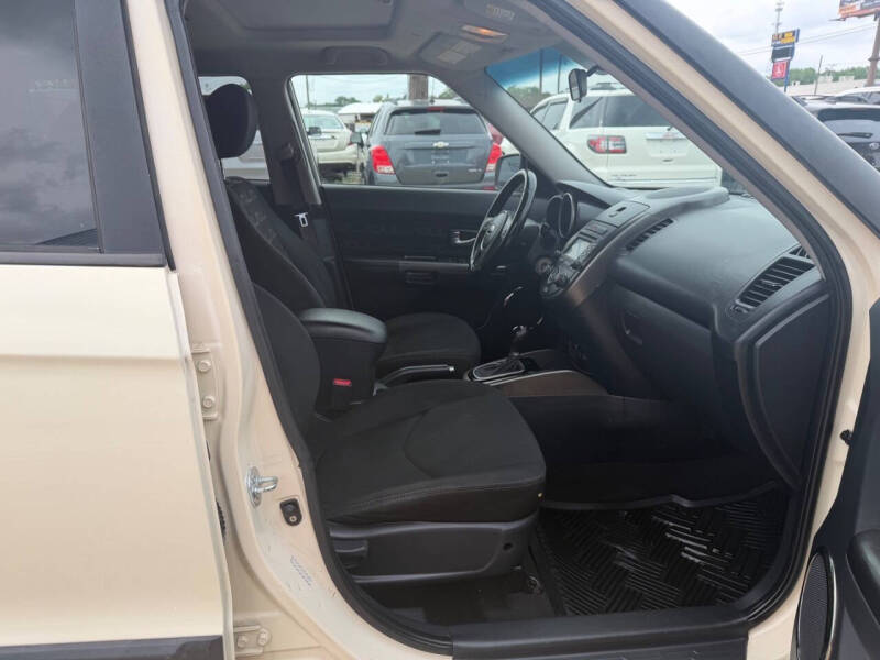 2013 Kia Soul +
