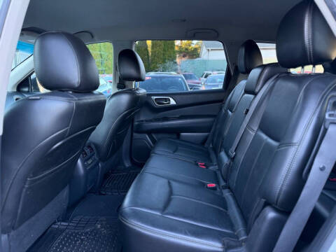 2014 Nissan Pathfinder SL