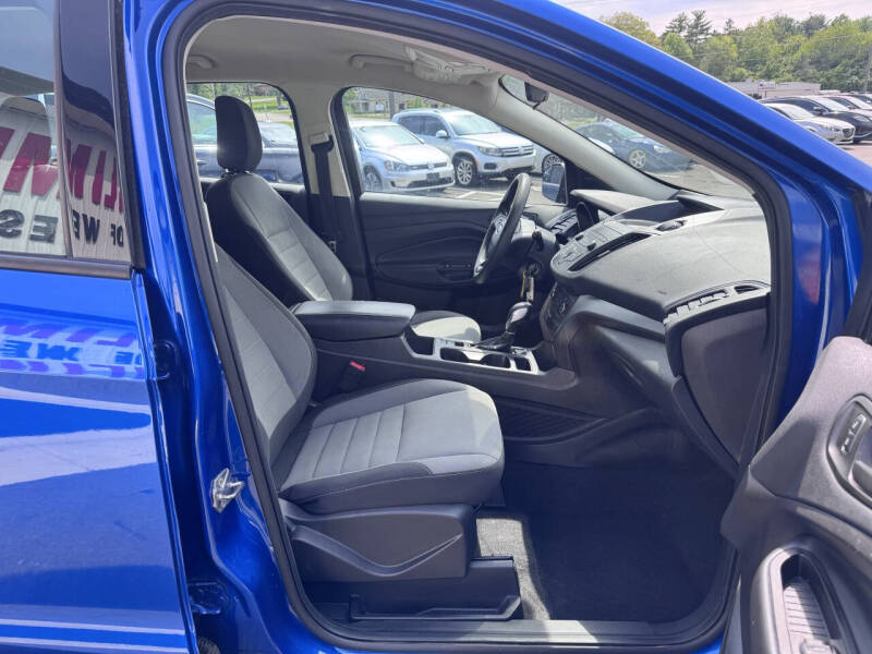 2019 Ford Escape S