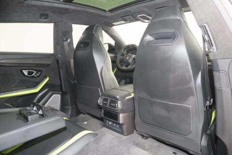 2022 Lamborghini Urus