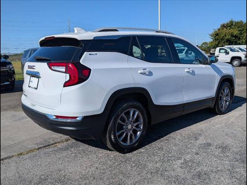 2023 GMC Terrain SLT