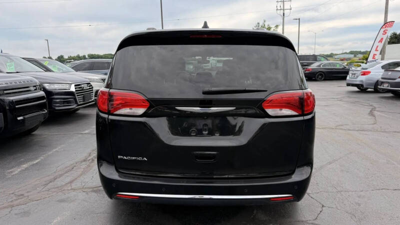 2018 Chrysler Pacifica Touring L