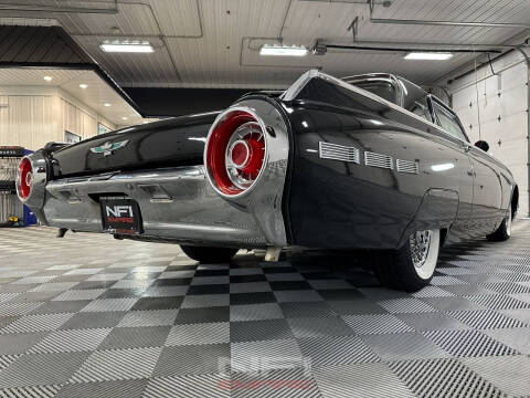 1962 Ford Thunderbird