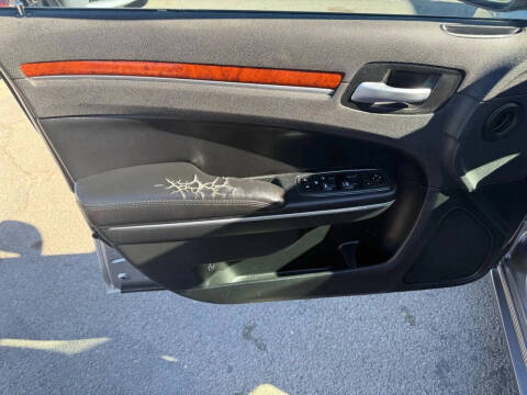 2013 Chrysler 300