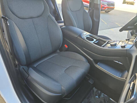 2023 Hyundai Santa Fe SE