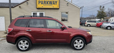 2010 Subaru Forester for sale at Parkway Motors in Springfield IL