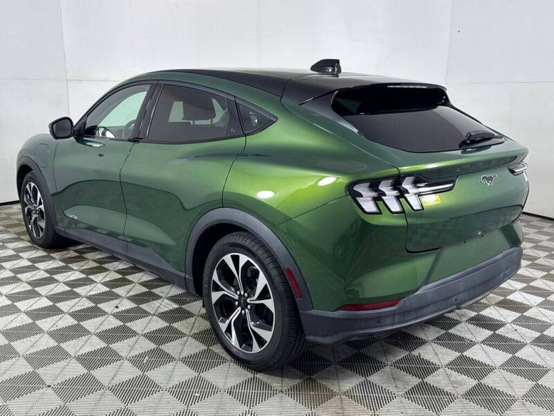 2025 Ford Mustang Mach-E Select