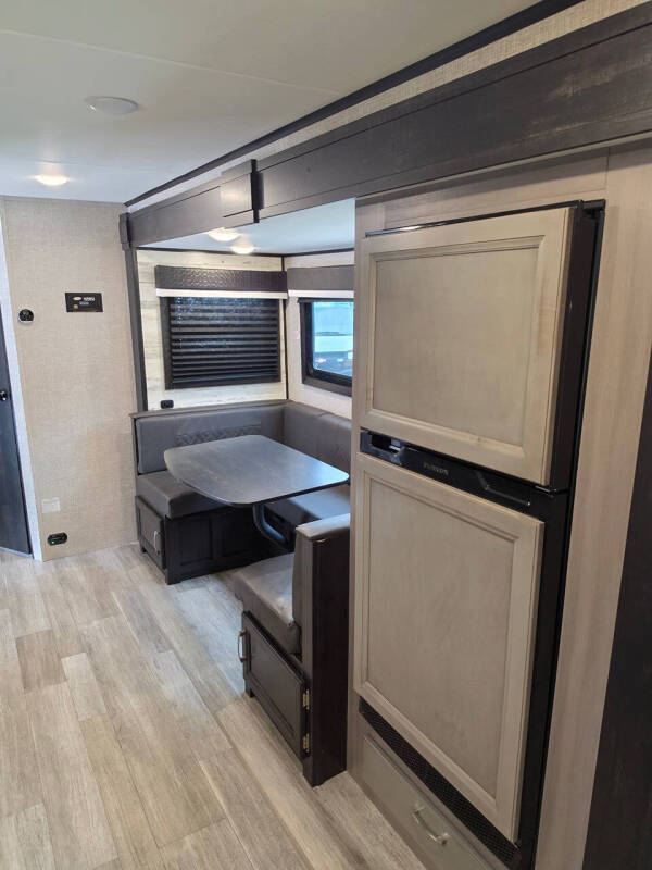 2022 Jayco Jay Feather