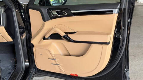 2016 Porsche Cayenne S