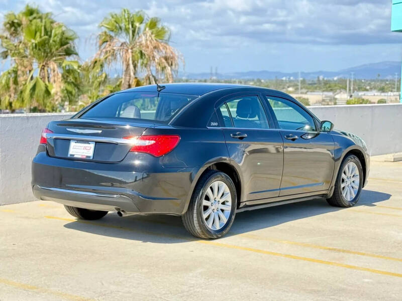 2012 Chrysler 200 Touring