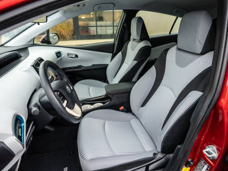 2016 Toyota Prius Two Eco