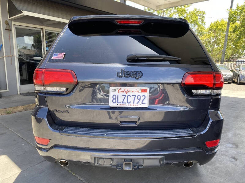 2015 Jeep Grand Cherokee Laredo