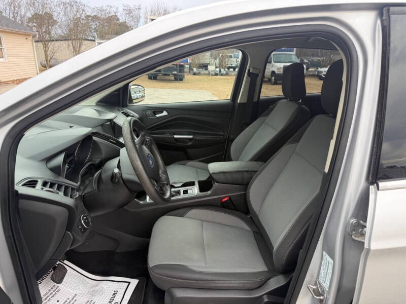 2019 Ford Escape SE