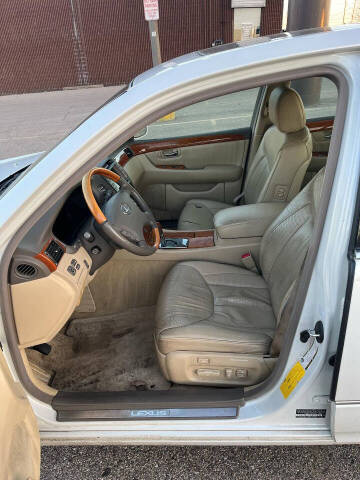 2004 Lexus LS 430