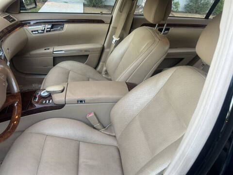 2011 Mercedes-Benz S-Class S 550 4MATIC